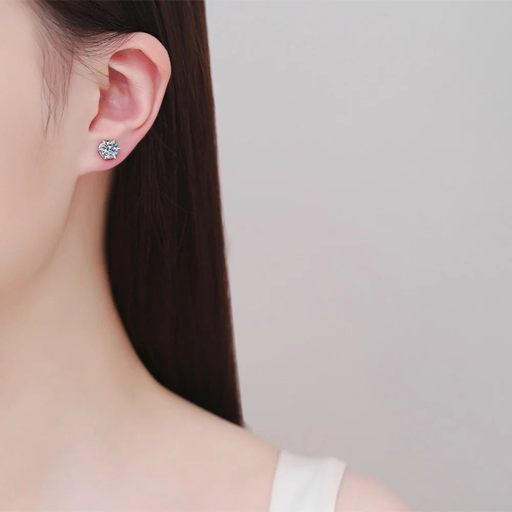JOIAS HOME S925 Sterling Silver Classic 6- Claw Hole Magnetic 1CT Moissanite Stud Earring Suitable for Wedding Fine Jewelry