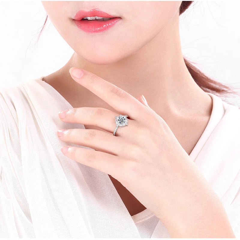 Fashion Women Ring Elegant Crystal Rhinestones Rings For Women CZ Engagement Ring Bride Wedding Party Jewelry Accessories Gifts