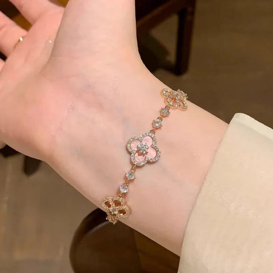 2025 Ultra Exquisite~Sparkling Diamond Pink Flower Bracelet for Women's Forest Series, Small and Sweet Girl Heart and Hand Jewel
