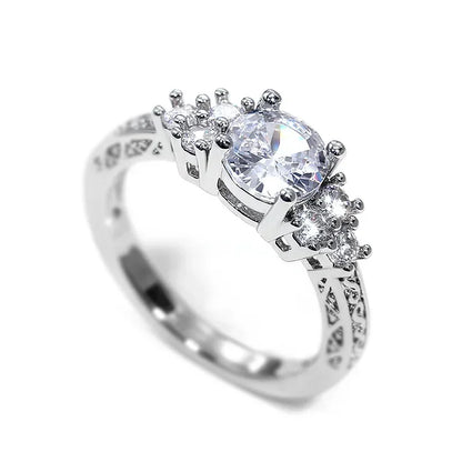 Trendy Women Wedding Rings with Brilliant Cubic Zirconia Crystal Temperament Female Accessories for Party Fashion Jewelry